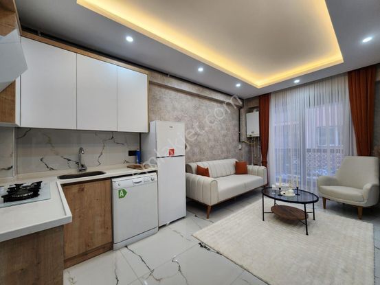 Sırakapılarda Sıfır 2+1 Esyalı Balkonlu Satılık Apart