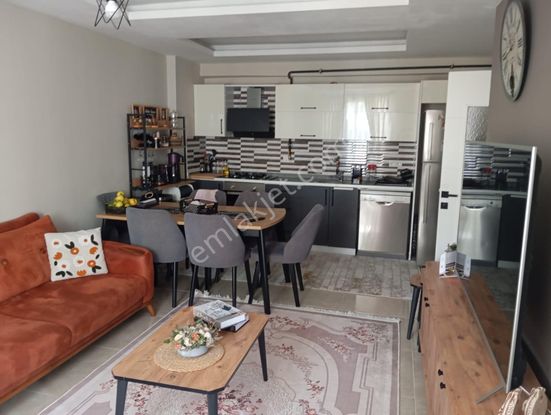 Birlik Gayrimenkul Den Osmangazi De 2+1 Site İçerisinde Doğalgazı Aktif İçi Extralı Daire!!