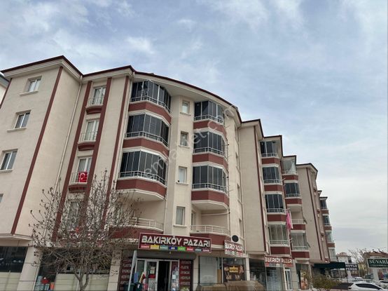 Ereğlikapı Mah.ana Yolda Kat:3 3+1 Asansörlü 140m2 Masrafsız Kombili