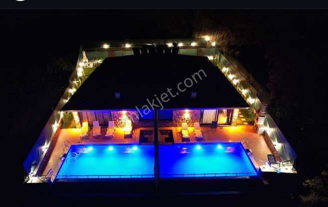 Uğur'dan Seydikemer Yaka' Da Panoramik Manzaralı Yüksek Getirili Fırsat İkiz Villalar