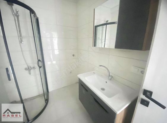 Muhteşem Konumda Satılık 1+1