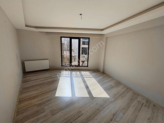 Kiralık 2+1 Ara Kat Daire Bursa Osmangazi Hacıilyas Mahallesi