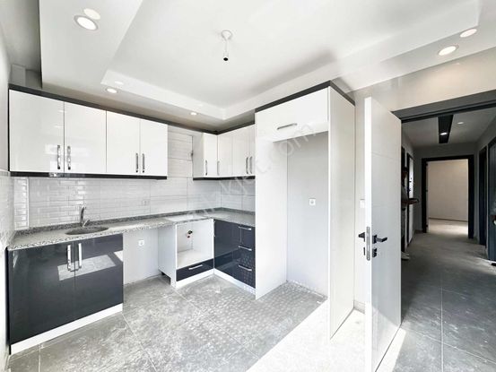 Ayanoğlu Mah. Havuzlu Site İçerisinde 100 M2 2+1 Sıfır Daire