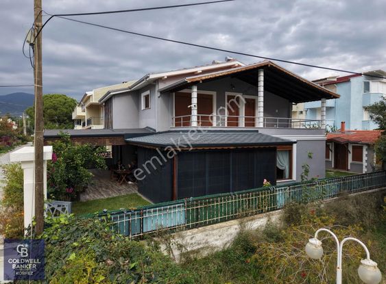 Denize Bir Parsel Tam Müstakil Ultra Lüx Villa