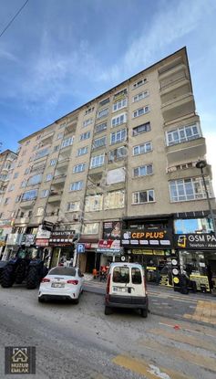 Huzur Emlak`tan Atatürk Bulvarında Satılık 3+1 Masrafsız Daire