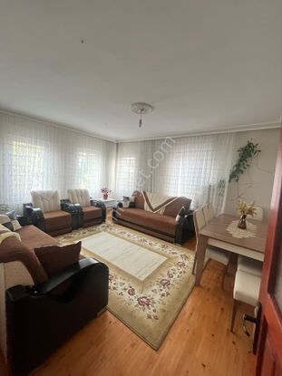 Göçer Emlaktan Gülüm Dügün Salonu Yanı 3+1 Satlık Daire