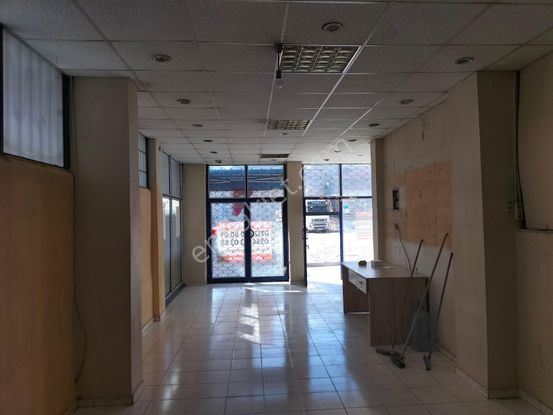 Torunlar Emlak Kiralık Merkezi Konumda 75 M2 Giriş Dükkan