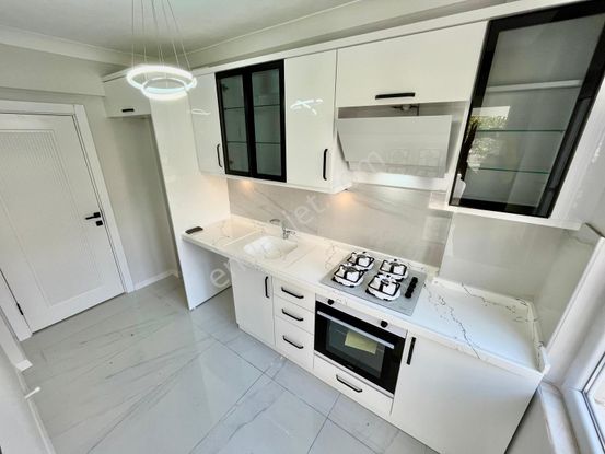 Gümüş'den Akçay Merkezde Bahçeli Müstakil Tadında Lüks 2+1 Daire