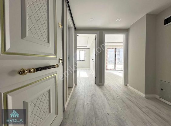 Evola Gayrimenkul'den Mükemmel Konumda Satılık 2+1 Daire