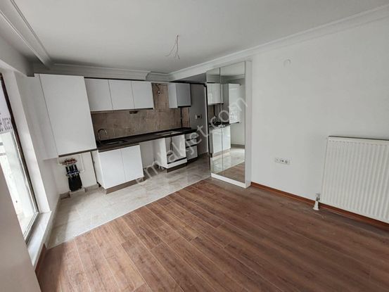 Emek 4. Cadde'de 1+1 Yapılı Sıfır Satılık Daire
