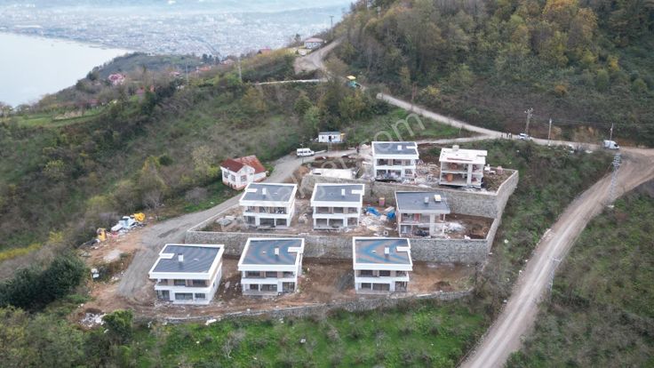 Ordu Da Deniz Ve Doğa Manzaralı Müstakil Havuzlu Villalar