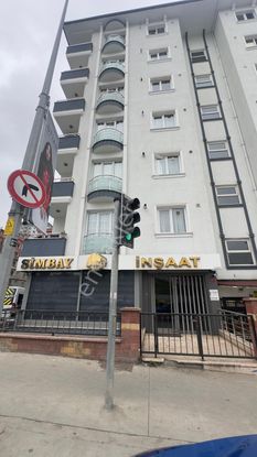 Ümraniye Küçüksu Cad.si 'nde Tabela Değeri Yüksek Kiralık Dükkan