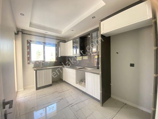 Kaan Emlaktan Çakmak Ta 3+1 Sıfır Yerden Isıtmalı Satılık Daire