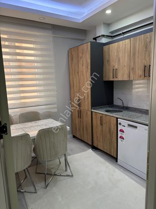 Şehitler Mahallesi Satılık Yüksek Giriş Ayrı Mutfaklı 2+1 Daire Satılık