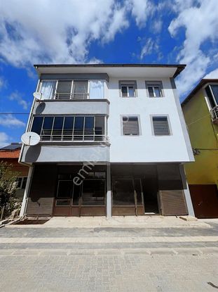 Cumhuriyette Satılık 3+1