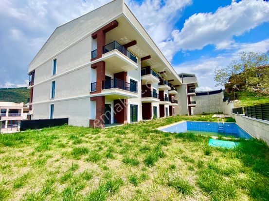 Gümüşden Altınolukta Deniz Manzaralı Bahçe Kullanımlı 3+1 Dublex