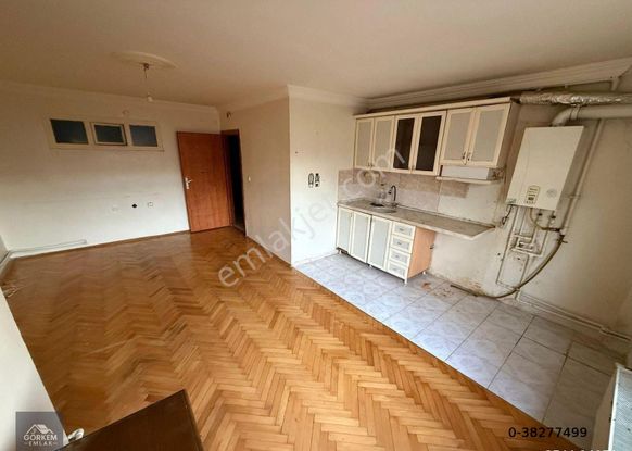 Görkem'den 2+1+amerikan Mutfaklı Balkonlu Yüksek Giriş Kombili Acil Ön Güney Cephe