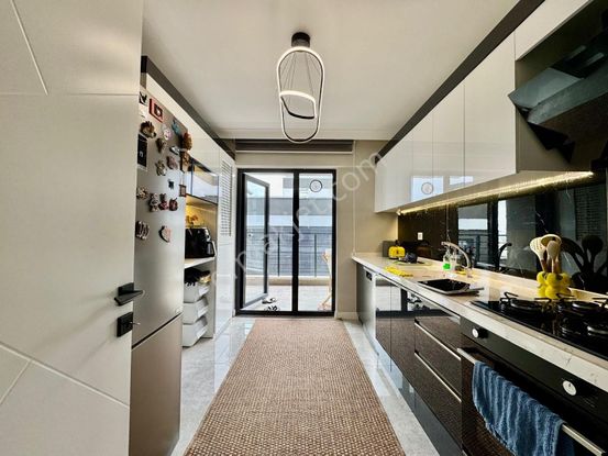 Kalecik Emlak'tan Çift Asansörlü K.otoparklı 3.kat'da 2+1 Modern Daire