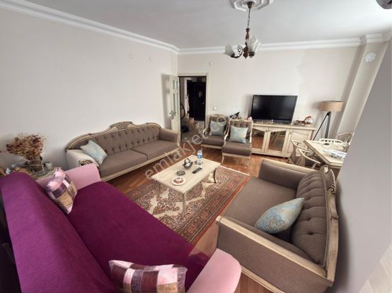 “kuzeyyaka’da Köşe Parsel Dubleks – Tramvaya Yürüme Mesafesinde, Kelepir Fiyat!”