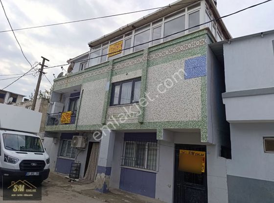 Manisa Fevziçakmak Mah Satılık 3 Katli Bina