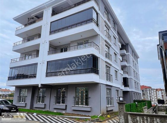 Sağlık Mah.geniş Ailelere Özel Lux Ara Kat Uygun Kredili 2+1