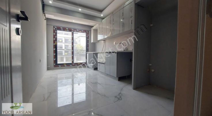 Uğurmumcu Mah. Hastaneye 200 Mt. Cad Üstü Satılık 3+1 Daire