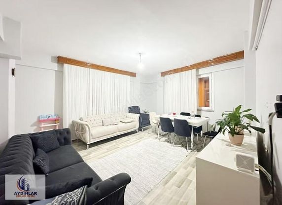 Yenibosna Çobançeşme Mevkinde Satılık 3+1 Daire