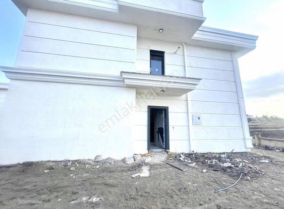 Tavlusun Bölgesinde Yeni Nesil Tasarımlı, 3+1 Lüx Ferah Villa