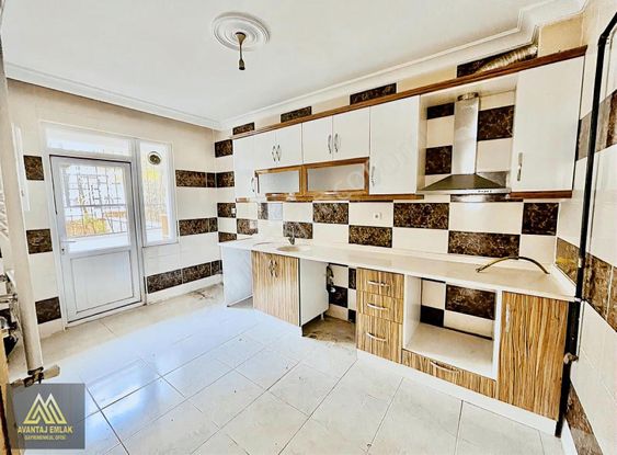 Avantaj'dan Nedim İnal İlkokul,ortaokul Dibi 2+1 Kiralık Daire