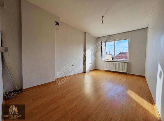Konak Emlak'tan Satılık 2+1 95m² Masrafsız Merkezi Konumda Daire