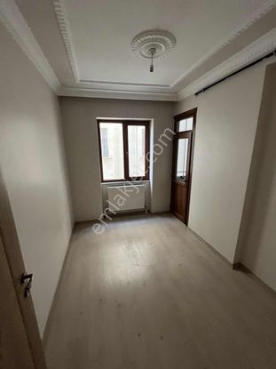 2+1 90 M2 1 Kat Uygun Daire
