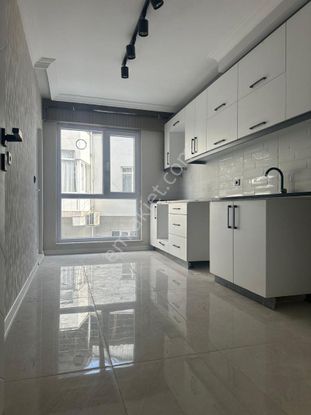 Acil Nakit İhtiyacından Fiyat Düştü