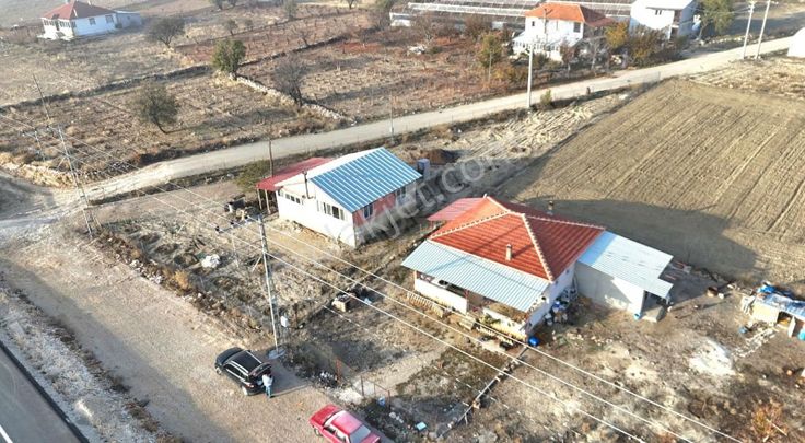 07 Truva Emlaktan Elmalı Çukurelma Köyü Asfalta Sıfır Satılık