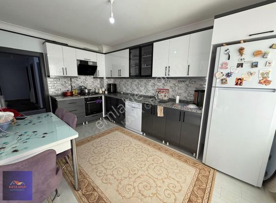 Kaya Grup'dan Yüksek Katta Geniş Kullanımlı 3+1 Site Dairesi !!