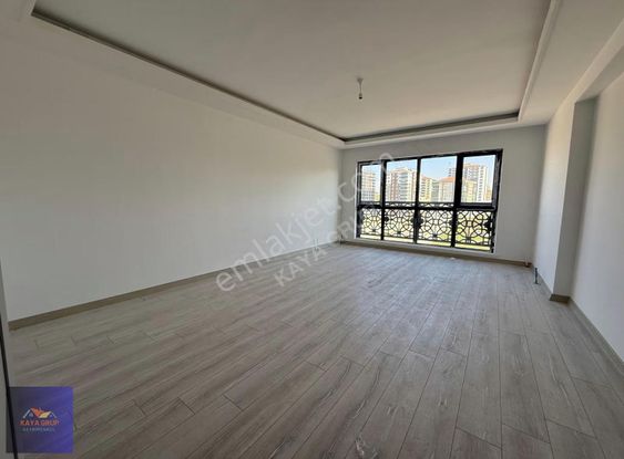 Kaya Grup'dan Teras Cam Balkonlu Önü Açk Yüksek Kat Site Dairesi