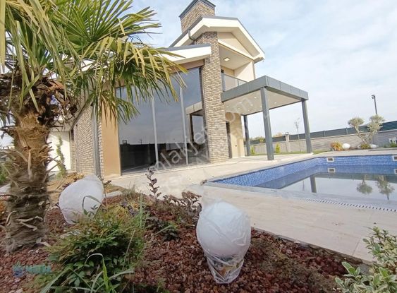 Metsa'dan Arapçiftliği Mah. Ultra Lüks Müstakil Villa