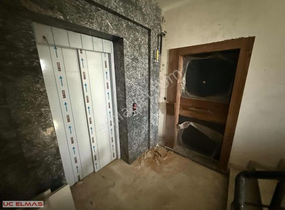 Üç Elmastan 3+1 Müthiş Havuzlu Site İçinde Satılık Sıfır Daire