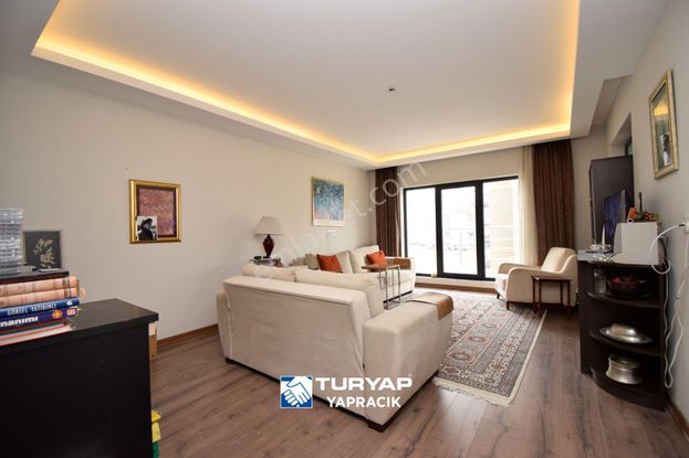Turyap Yapracık 'tan Fkn 'de Güney Cephe 106m² Satılık 2+1 Daire