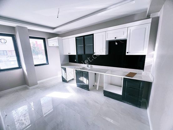 Cihandan Sancaktepe Mahalle Kırıkkaleliler Cadde Üzeri 2+1 Daire