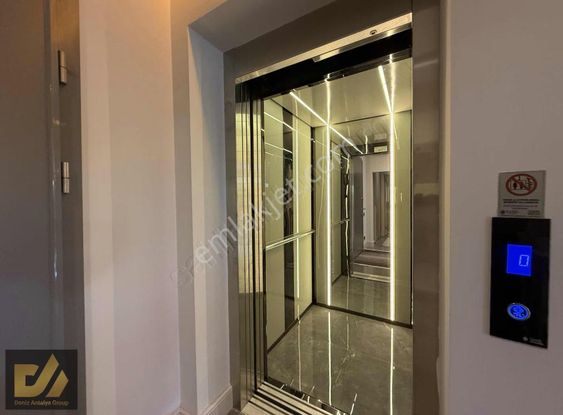 Molla Yusuf Mahallesinde Lüks Triplex Satılık Villa