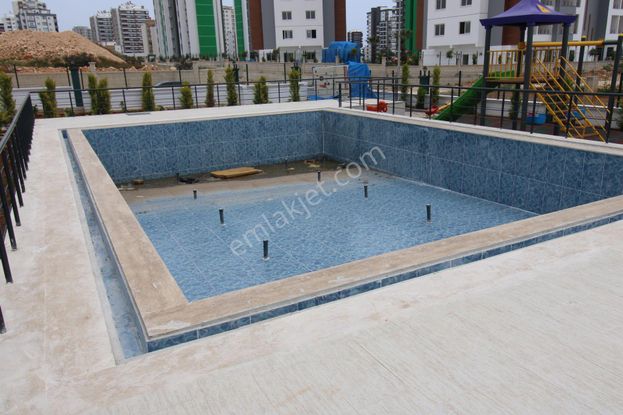 Martı Otel Civarı Sıfır Havuzlu 1+1 Site İçi