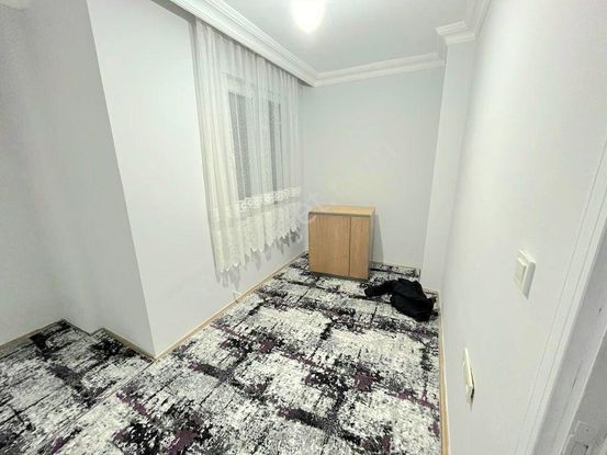 Dünyagöze Yakın Karşıyaka Mh 2+1 Daire Y Giriş Tramvaya Yakın