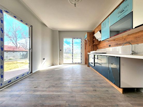 Berkay Demirel'den 60 M2 Bahçe Kullanımı Olan Satılık Sıfır 1+1