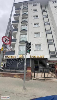 Ümraniye Küçüksu Cad.si 'nde Tabela Değeri Yüksek Kiralık Dükkan