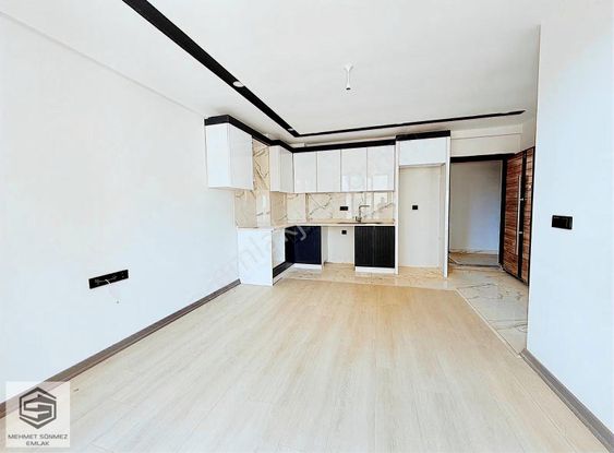 40 Lık Yola Yakın İskanlı Sorunsuz Binada Satılık