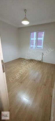 Gaziemirde Yesil Mah Kiralık Daire 2 Artı1 Reb Gayrimenkulden