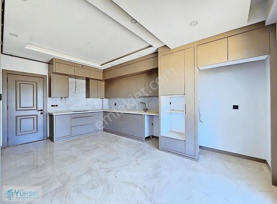 Yüksel'den Havuzlu Site İçinde Akıllı Ev Sistemli Satılık Daireler