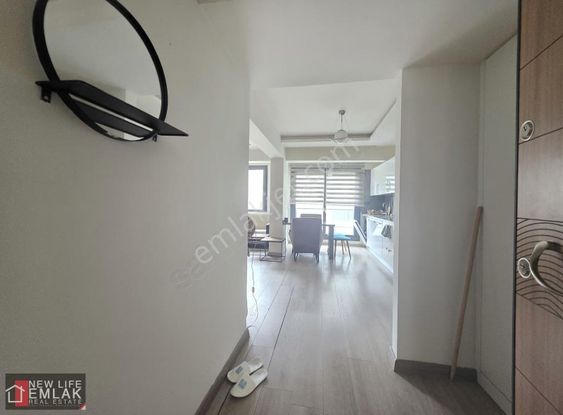 Kuşadası Merkezde Full Eşyalı 1+1 Daire