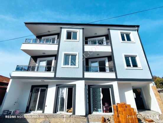 Ayvalık Altınovada 3 Katlı Binanın 2 Katı 2+1 Sıfır Lüks Daire