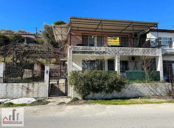 Bürmen'den Balıklıova'da Denize Çok Yakın 560 M2 Arsada Daire